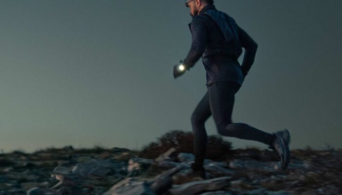 Yüz Buruşturma Sarsıntı Koşusu kapak görseli