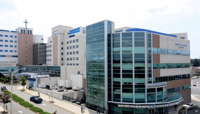 Trinitas kapak görseli