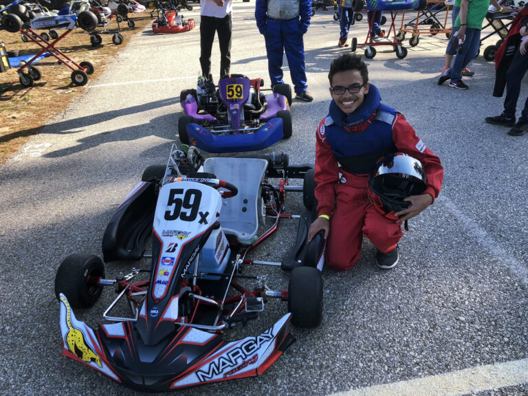 Kart Hooligans oyna