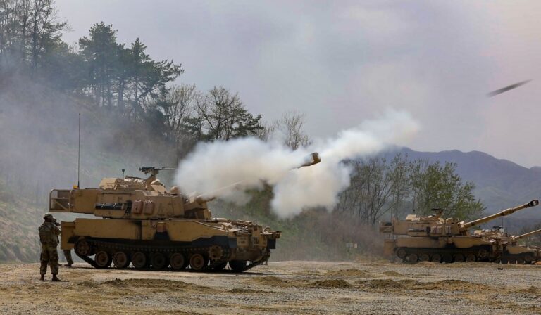 Army Force Strike oyna