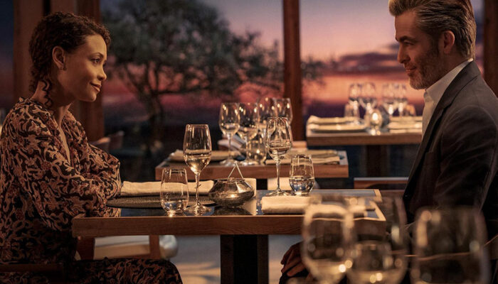 Süper Kahraman Violet Yaz Gezisi kapak görseli