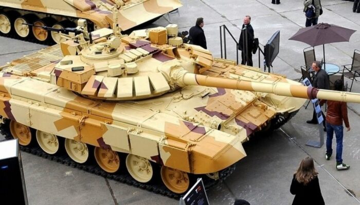 Tank Arenası kapak görseli