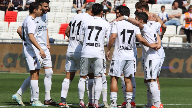 Topları Düşür oyna