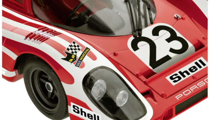 Yılbaşı Araba Yarışı kapak görseli