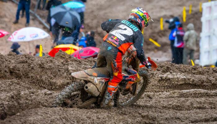 Dirt Bike Racing kapak görseli