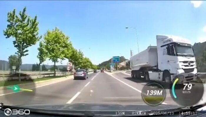 Çılgın Yollar Kamyon Şöförü 2 kapak görseli