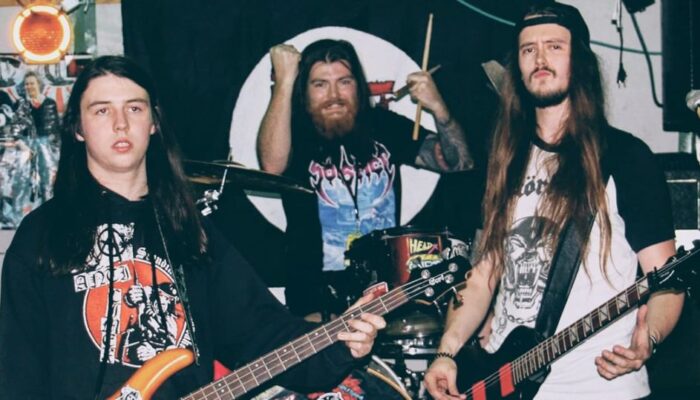 Whiplash kapak görseli