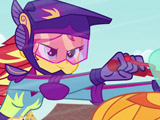 Equestria Girls: Motokros Yarışması kapak görseli